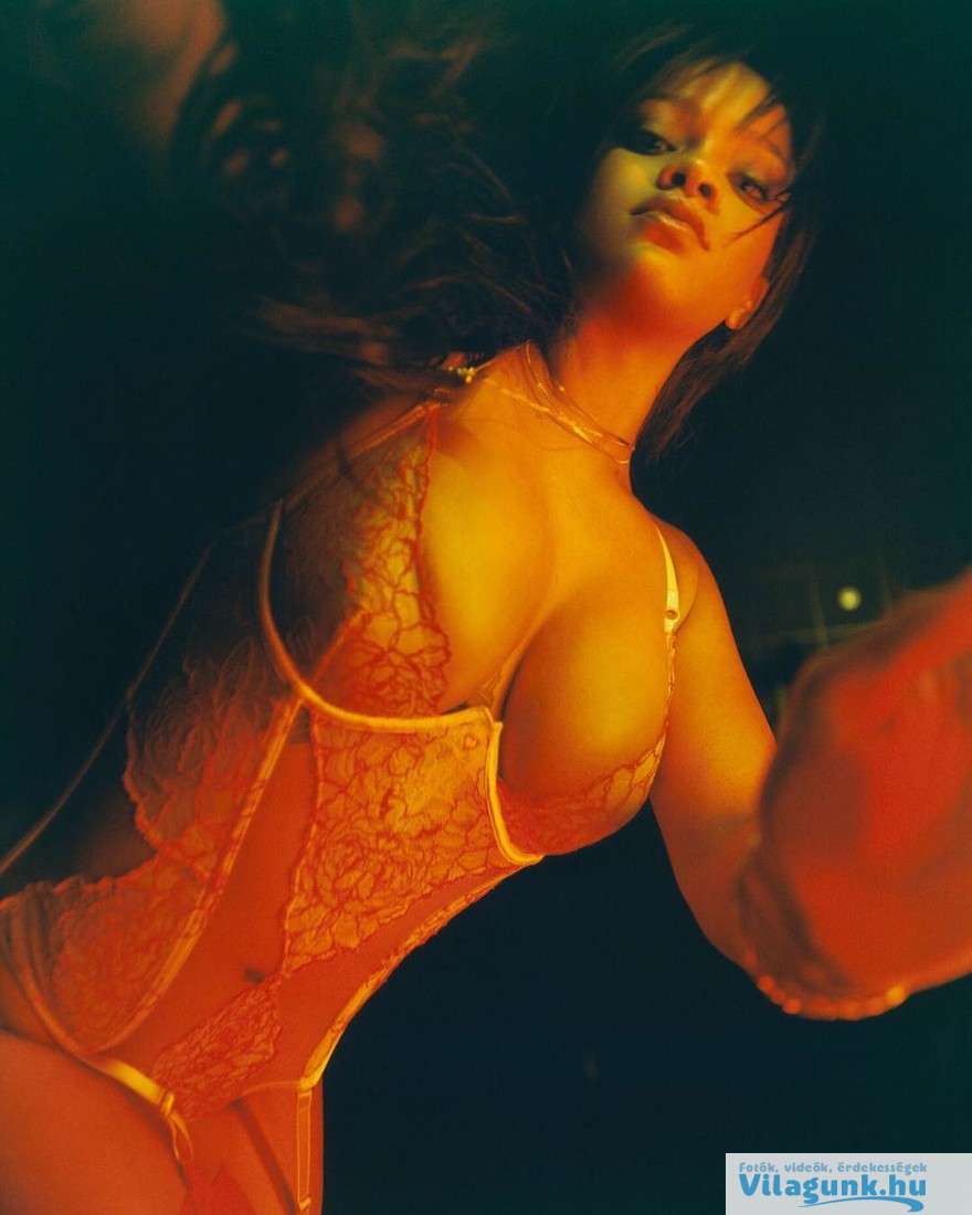 6 26 Rihanna új fehérnemű kollekciója minden nő életében teret hódít!