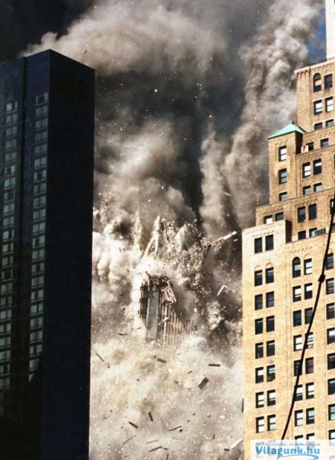 01 A szeptember 11-ei tragédia sosem látott képei, amitől tégedet is ki fog rázni a hideg!