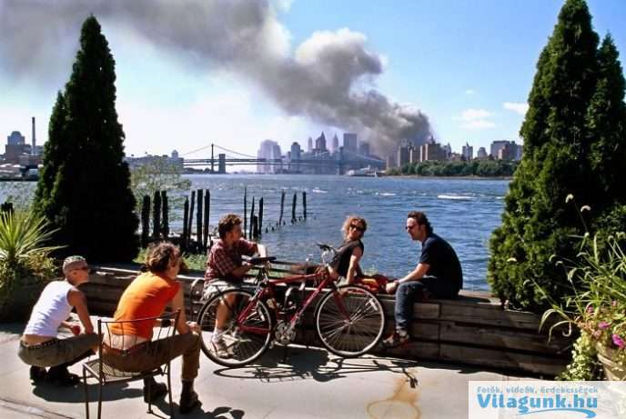 10 1 A szeptember 11-ei tragédia sosem látott képei, amitől tégedet is ki fog rázni a hideg!