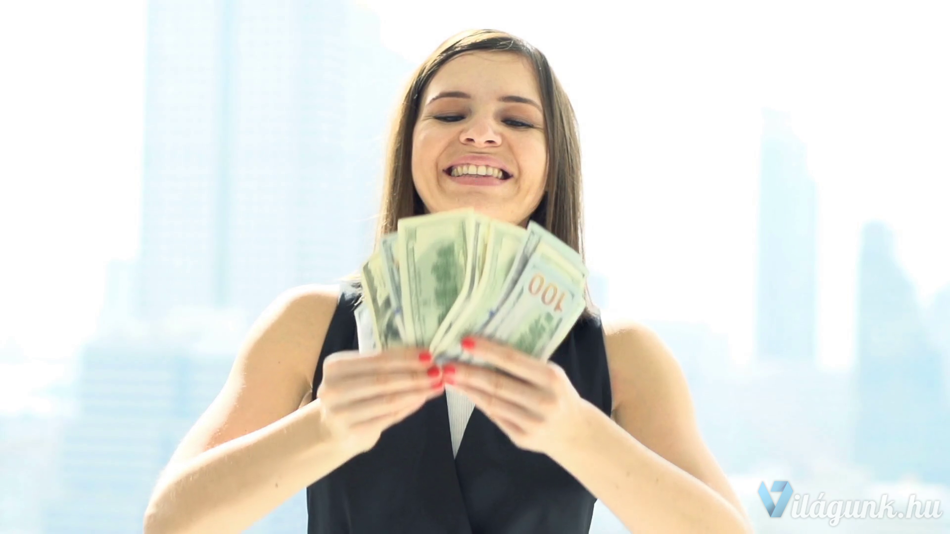 videoblocks happy rich woman throwing money standing by window at home super slow motion 240fps bheeg sg thumbnail full01 Ezt a 4 csillagjegyet, bizonyítottan minden nő irigyli. Te köztük vagy?