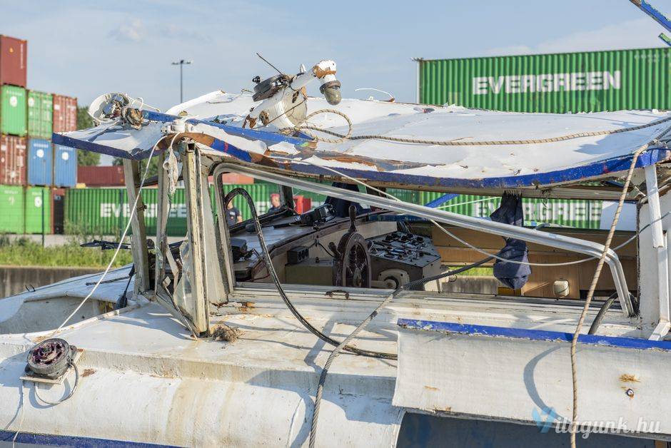 08 5 Újabb megrázó videót és képeket tett közzé a rendőrség a Hableányról - 26 órán át vizsgálták