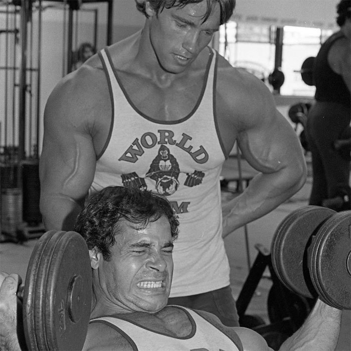 09 10 Arnold Schwarzenegger megható képeket osztott meg elhunyt barátja Franco Columbu emlékére. Barátságuk 54 éven át tartott!