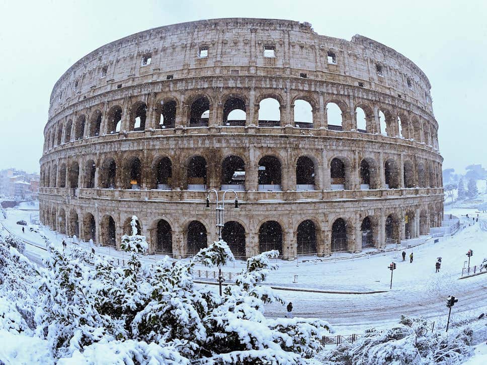 Romai kolosszeum telen Mutatunk 16 világhírű nevezetességet olyan szempontból, amelyet még te sem láttál
