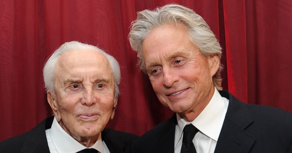 271865 kirk douglas.1200x630 Gyászol Michael Douglas - Elhunyt legendás édesapja, Kirk Douglas