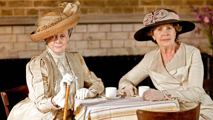 downton abbey best quotes 5 seasons 03 scale 690x390 1 Ha úriembert szeretnél magad mellett tudni, akkor viselkedj úrinőként!