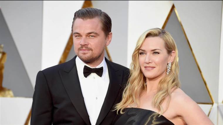leonardo dicaprio and kate winslet reunite at the oscars internet Leonardo DiCaprio és Kate Winslet a Titanic forgatása óta a legjobb barátok