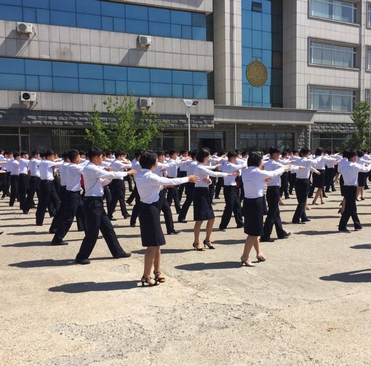 Phenjan iskola 15 dolog, ami kötelezően életed részévé válna, ha Észak-Koreába költöznél