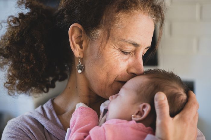 miert olyan fontos az anyai nagymama a gyermeknek 4 Az anyai nagymama nagy jelentőséggel bír a gyermek életében - Eláruljuk, miért