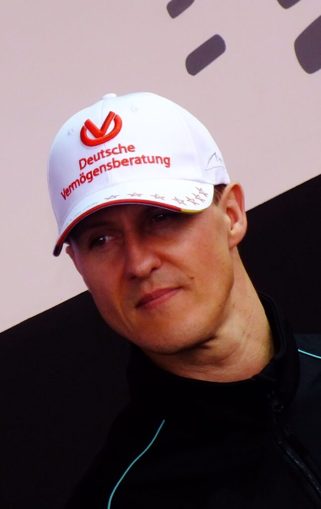 Schumacher china 2012 A svájci idegsebész szerint Michael Schumachernek nincs esélye a felépülésre