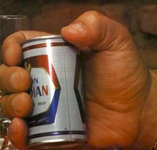 giant hand beer can 24 meghökkentő fotó azoknak, akik azt hiszik, hogy már mindent láttak