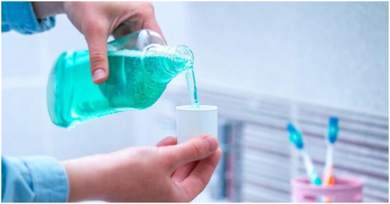 Vajon a szájvíz csökkenti annak esélyét, hogy elkapd a koronavírust? – Íme a részletek