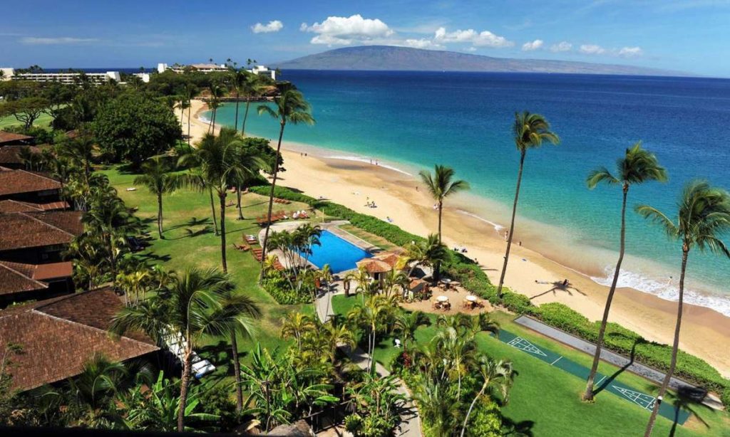 royal lahaina resort maui 1024x614 1 Ingyen utazhatunk Hawaii-ra, ha legalább 30 napig ott is maradunk