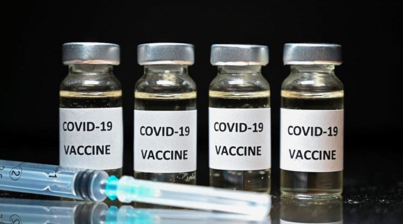 vaccine 800x445 1 Baj van a Pfizer vakcinájával - 4 önkéntes arca lebénult az oltás után