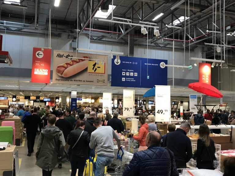 2 4 Csalás az IKEA-ban: Így akart egy vásárló filléreket fizetni egy matracért