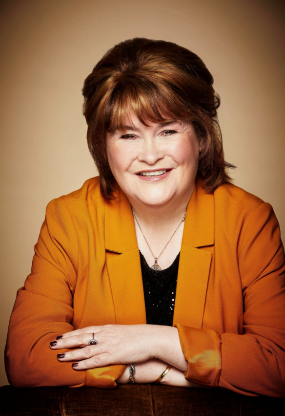 kep 2021 07 26 141941 Emlékeztek még Susan Boyle-ra a meseszép hangú anyókára? Le fog esni az állad, a mostani kinézetétől