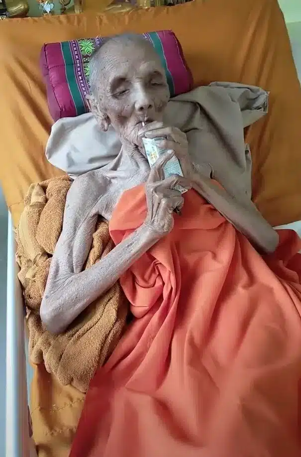 thai Mbah Gotho rumored 163 year 1 Videón a thai szerzetes, aki állítólag már 163 éves. Vajon mi az igazság?