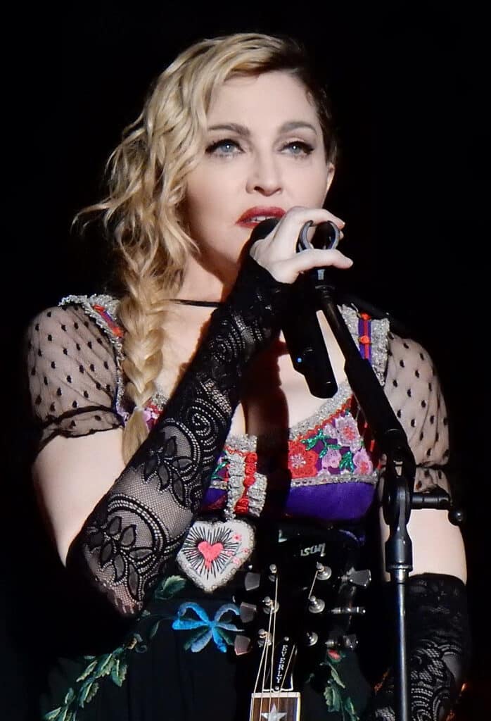 kep 2022 10 29 113039555 Így néz ki ma Madonna? A rajongók aggódnak: "Mit művelt ez magával?"