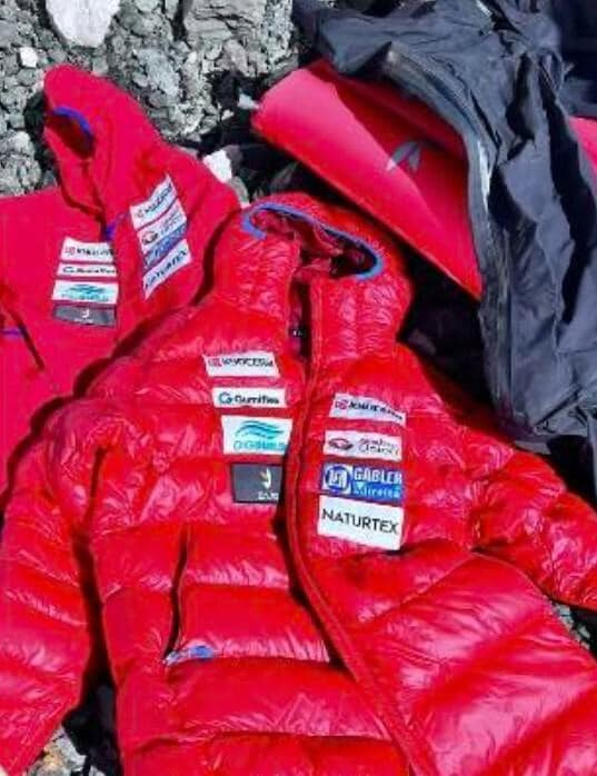 kep 2023 06 06 134749251 Egy serpa megtalálta Suhajda Szilárd holmijait az Everesten! Fotók!