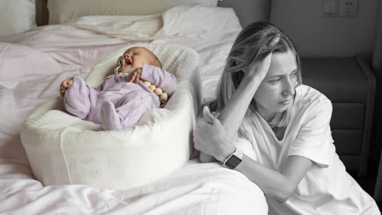 Emiatt alakulhat ki szülés utáni depresszió! A svéd tudósok legújabb felfedezése