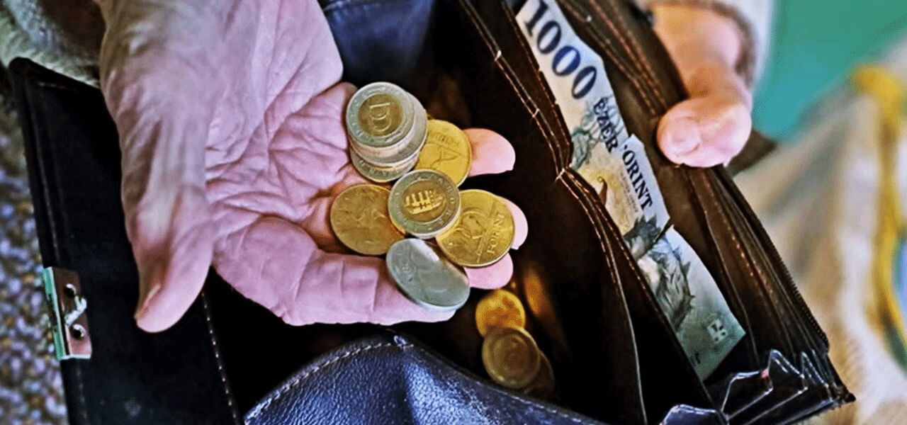 Pénzeső jön a nyugdíjasoknak! – Íme a dátum, mikor csurran-cseppen a nyugdíj + extra juttatás!