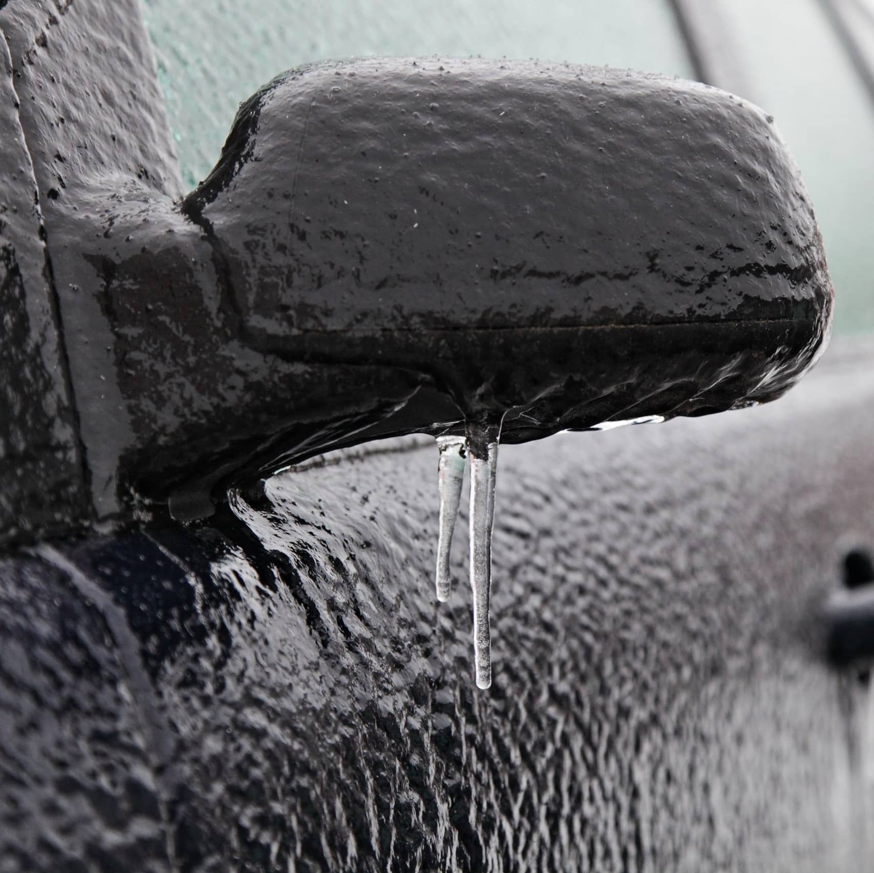 Háromnapos riasztás lépett életbe: pénteken a fél országban ónos eső jöhet