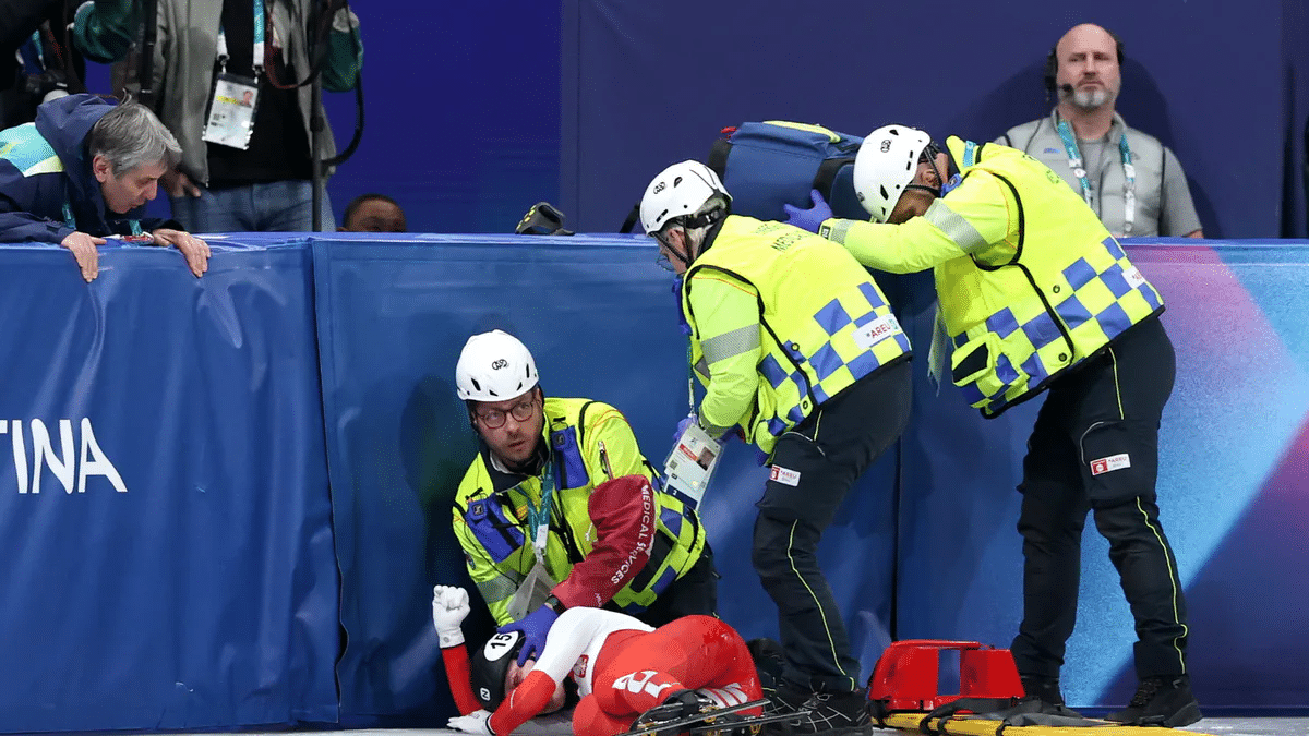 VIDEÓ! Horror az olimpián: Korcsolyapenge hasította fel a lengyel sportoló arcát